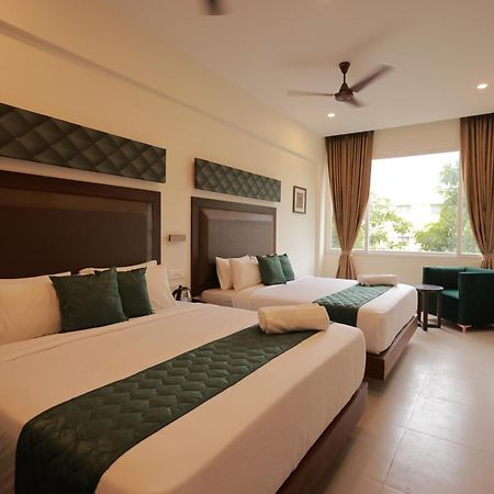 Hotel Aavudai Grand Aralvaimozhi Luaran gambar
