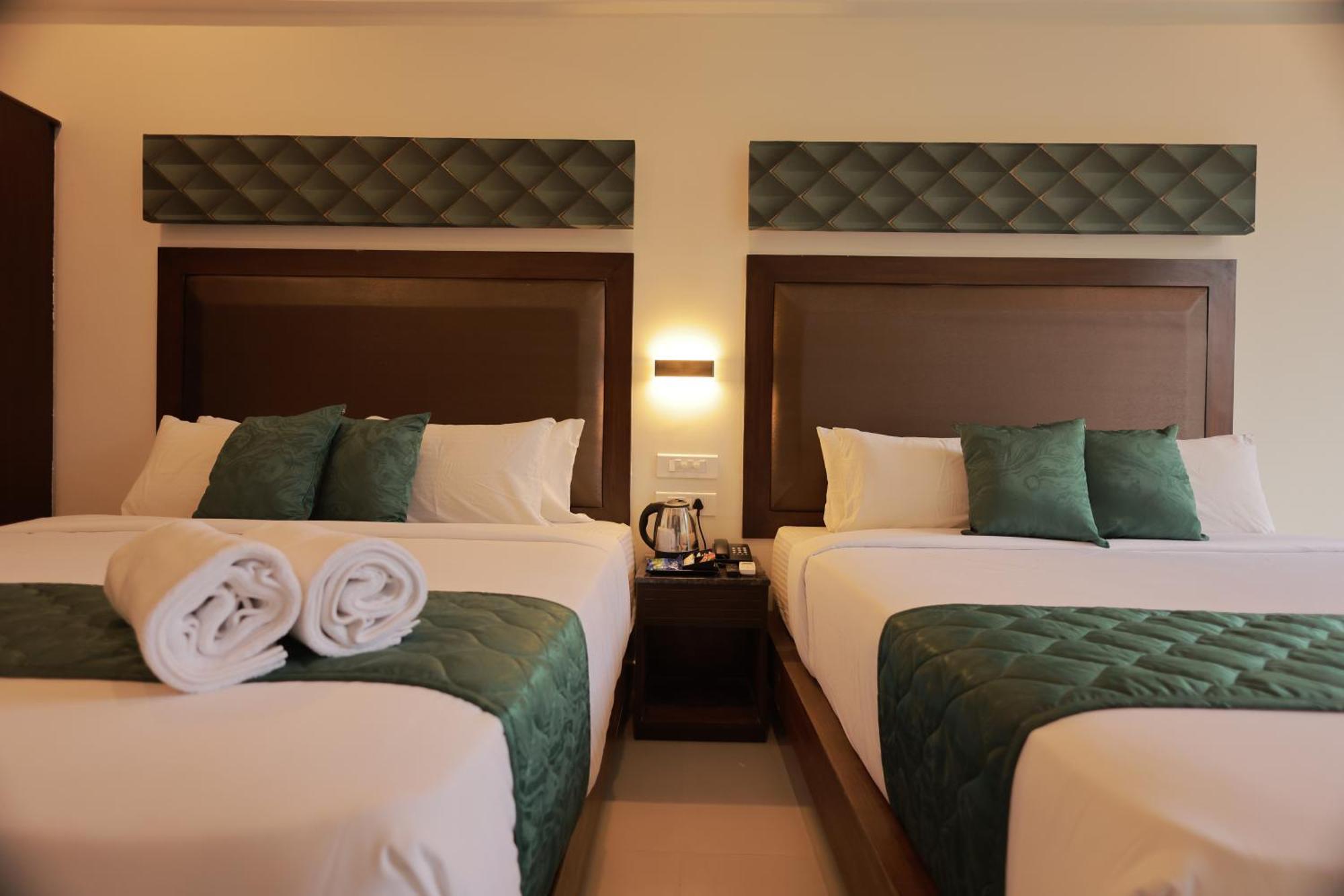 Hotel Aavudai Grand Aralvaimozhi Luaran gambar