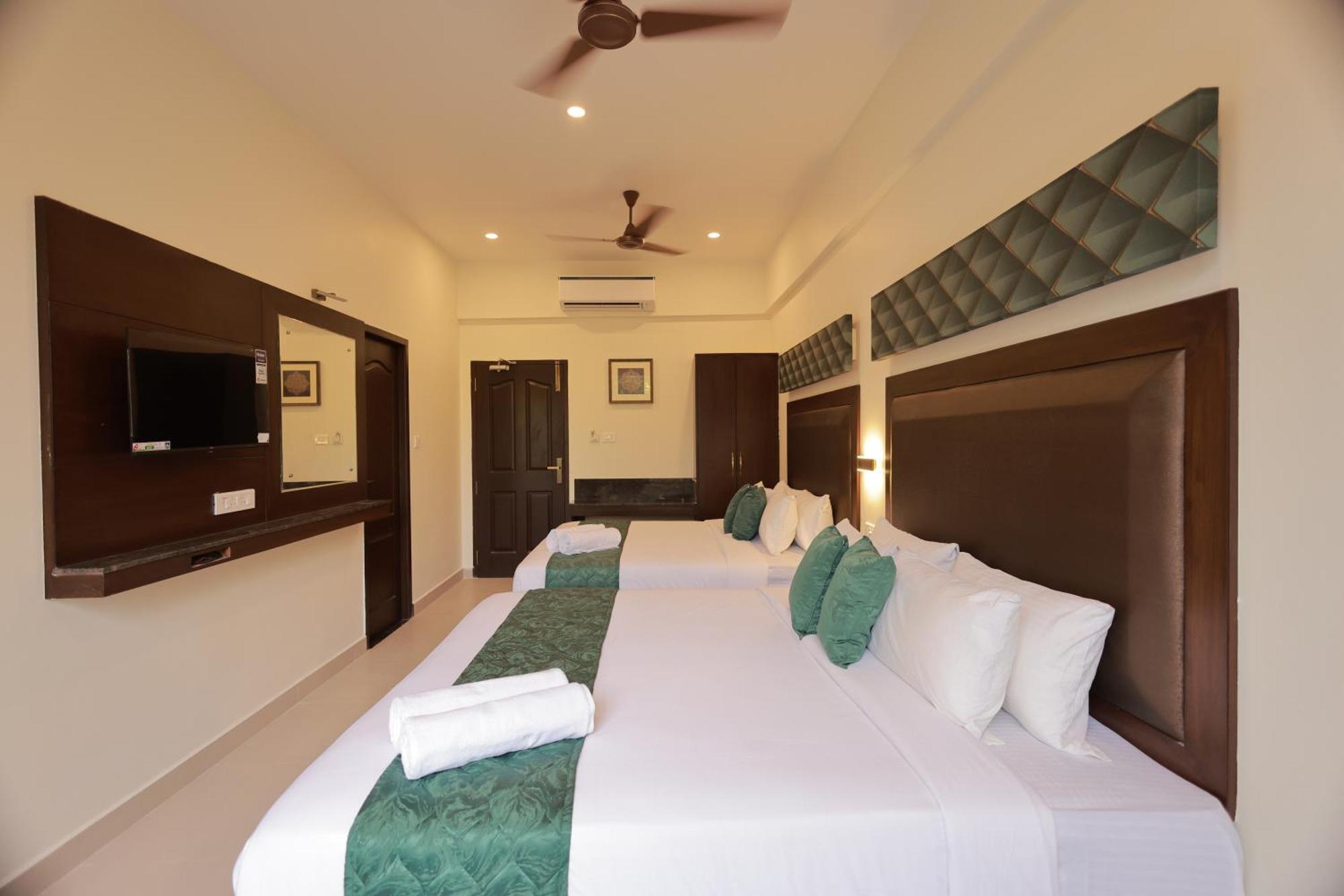 Hotel Aavudai Grand Aralvaimozhi Luaran gambar